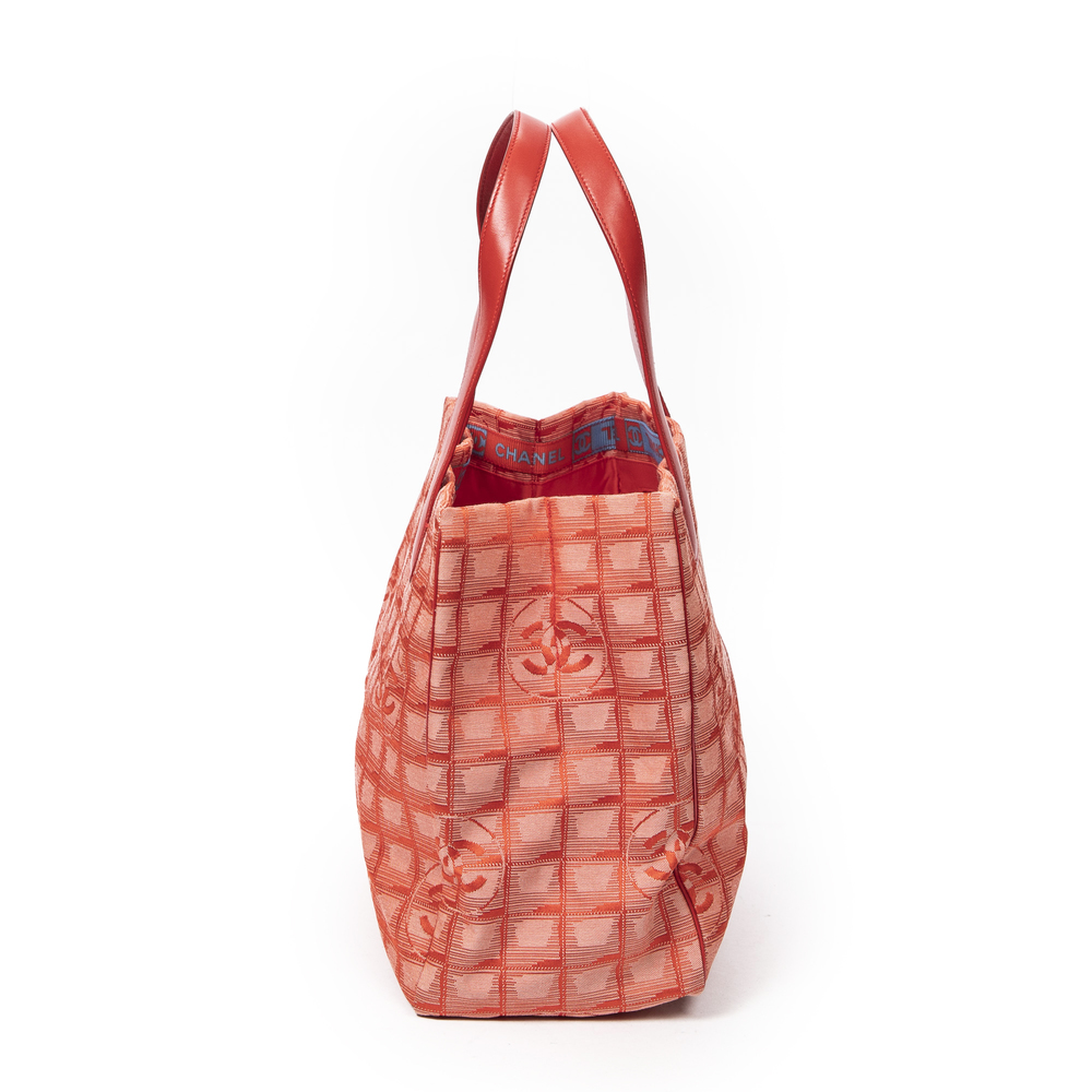 Chanel New Travel Line Medium Shopping Tote - Picture 5 of 9
